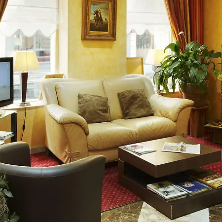 Poussin Hotel Paris