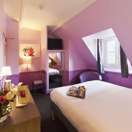 Poussin Hotel Paris