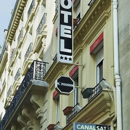 Poussin Hotel 3*