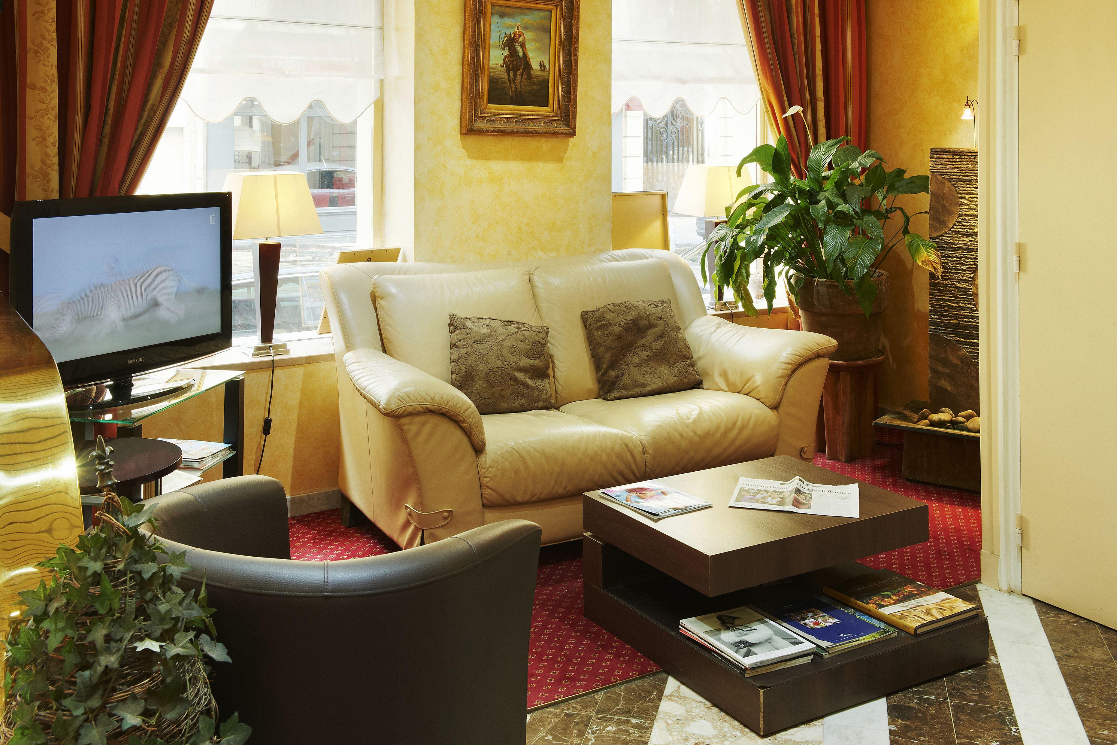 Poussin Hotel Parigi