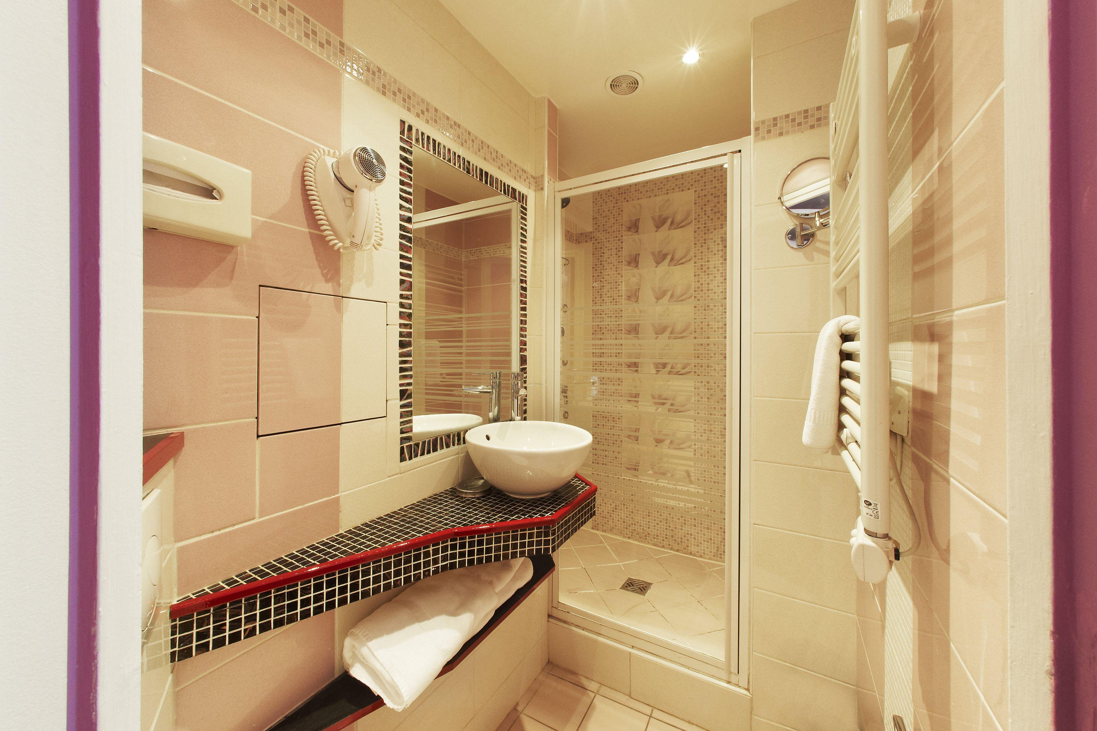 Poussin Hotel Parigi