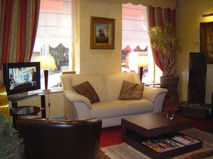 Hotel Poussin Parigi